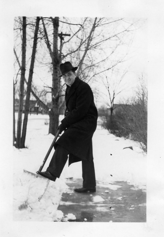 VV shoveling snow, 1939